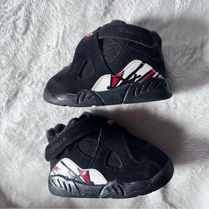 Toddler’s Jordan 8 Retro Playoffs size 5c